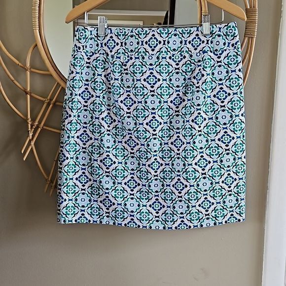 Ann Taylor Factory NWT Blue Green and White Pencil Skirt Sz 8 - Picture 3 of 16